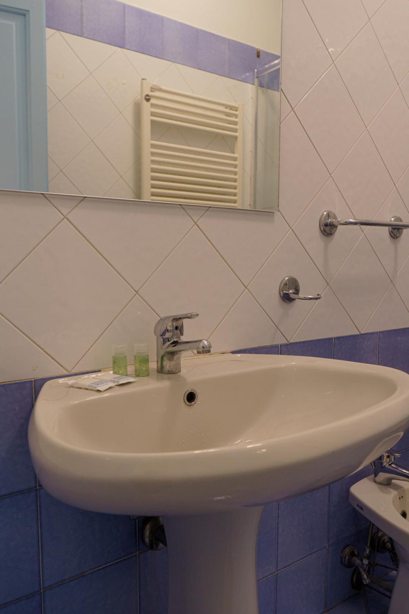 Central 1 Bedroom Apartment In The City Center Флоренция Екстериор снимка