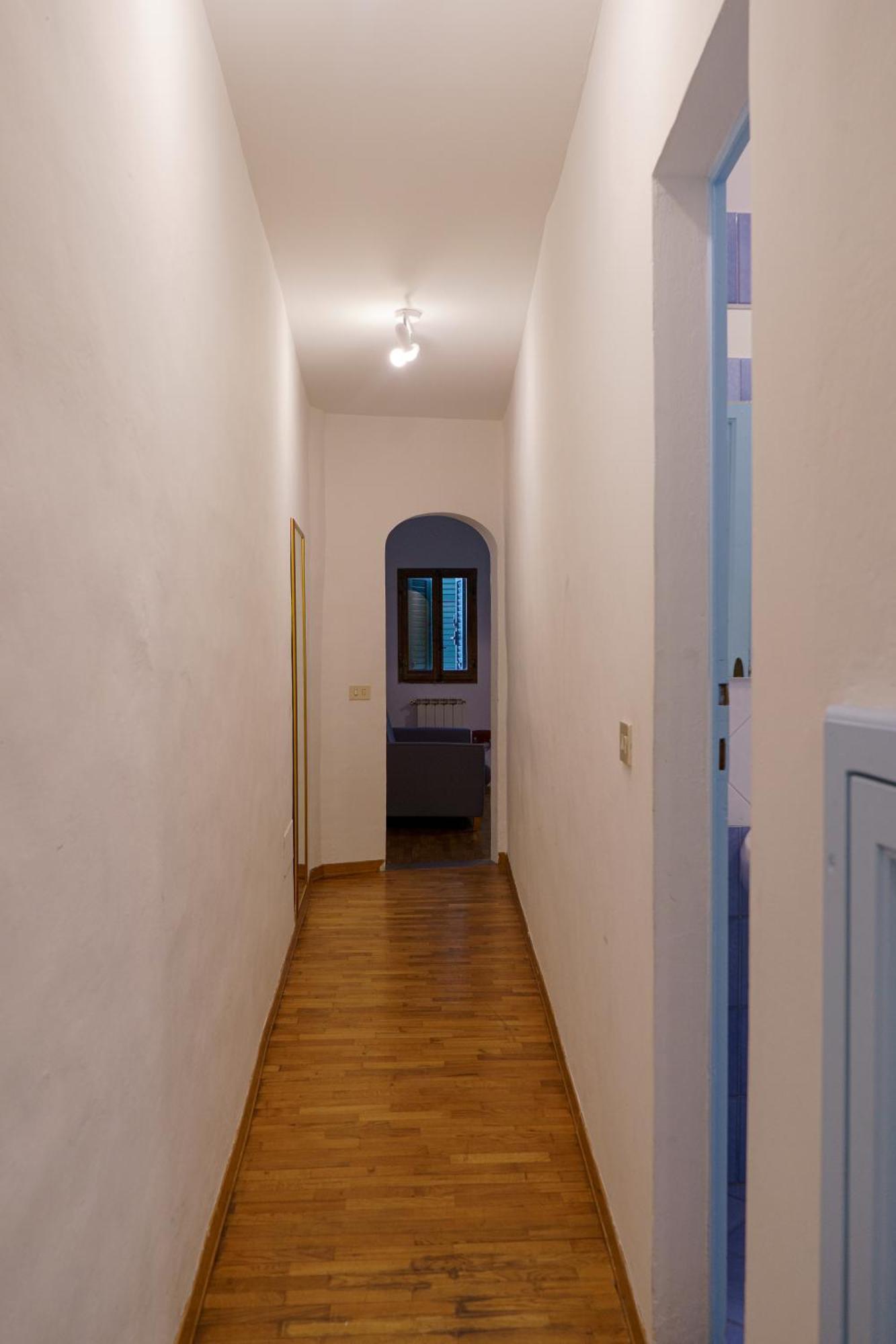 Central 1 Bedroom Apartment In The City Center Флоренция Екстериор снимка