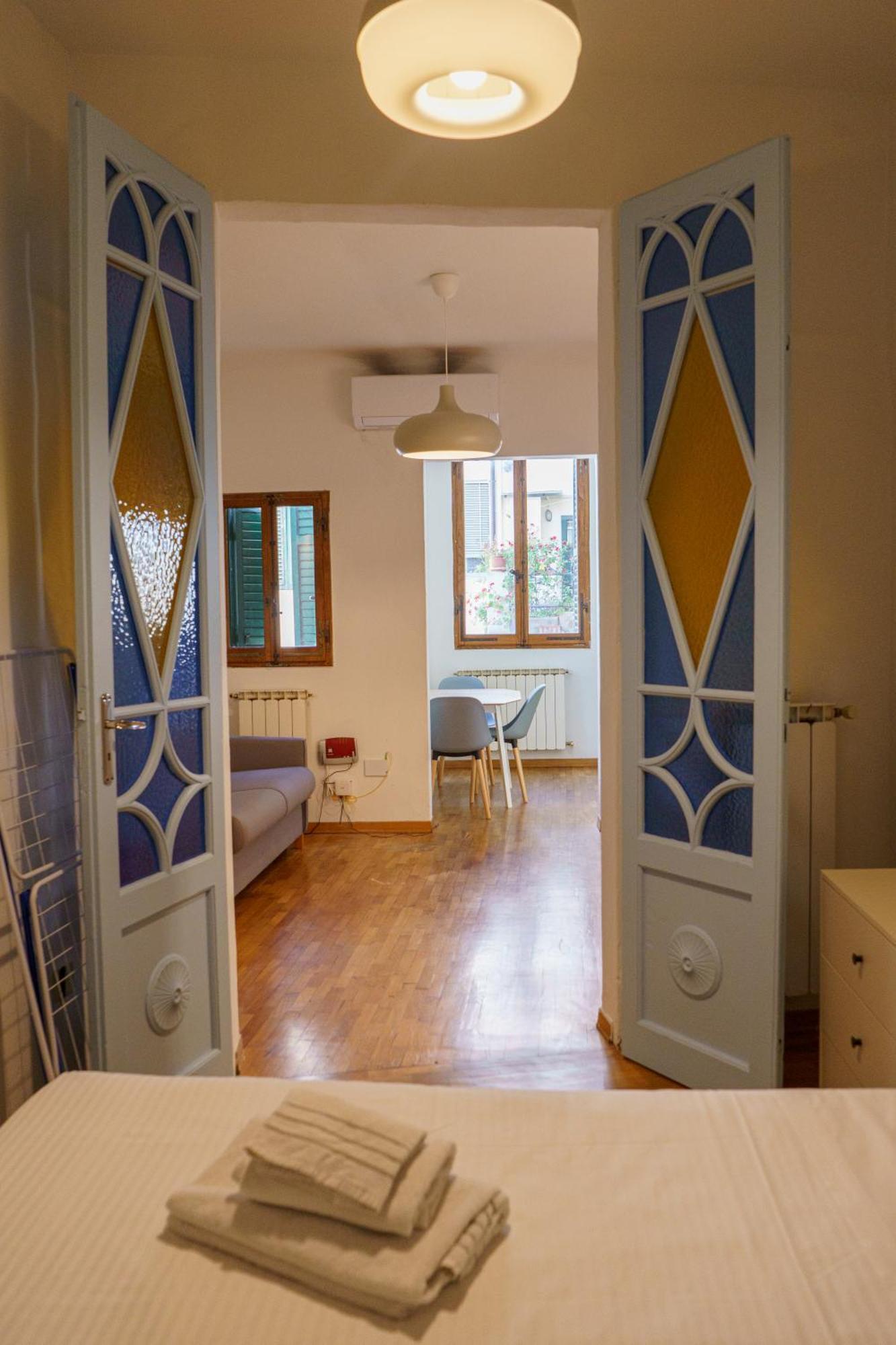 Central 1 Bedroom Apartment In The City Center Флоренция Екстериор снимка